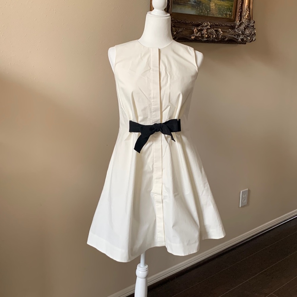 & Other Stories white, front tie, button down dress. Size 6.